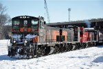 4 end cabs bring a transfer out of the yard